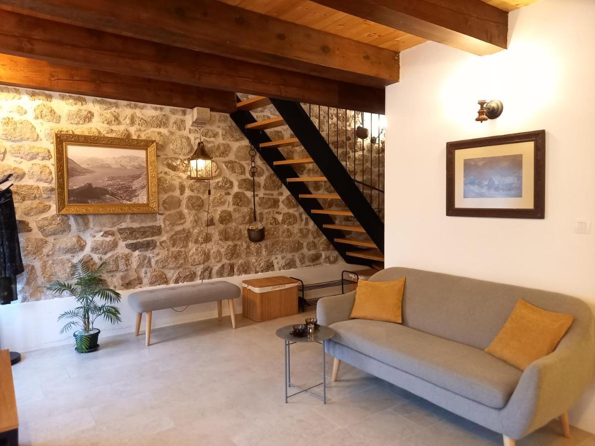 Romantic Stone House By The Sea **** Kotor Exteriér fotografie
